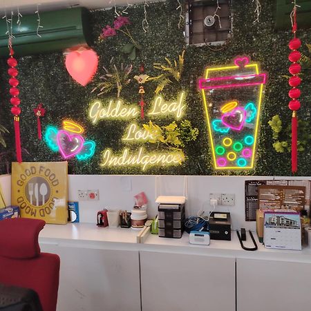Golden Leaf Hotel Danga Bay جوهر بهرو المظهر الخارجي الصورة