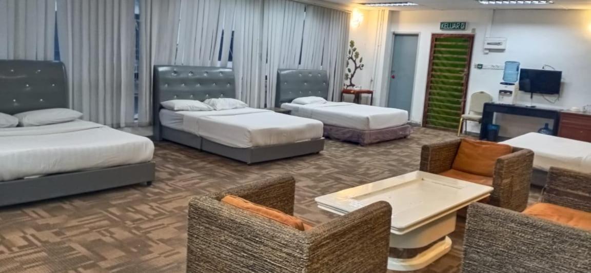 Golden Leaf Hotel Danga Bay جوهر بهرو المظهر الخارجي الصورة